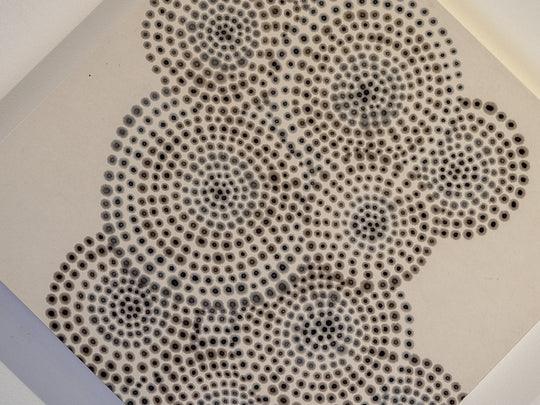 dots